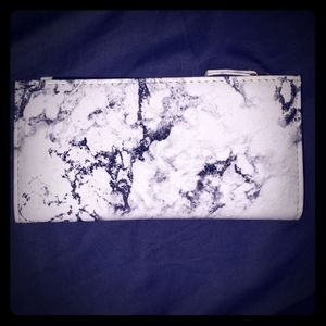 Leatherette marbled wallet